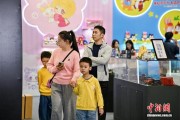 东莞举办元旦国潮创玩展 “中国潮玩之都”玩出新花样